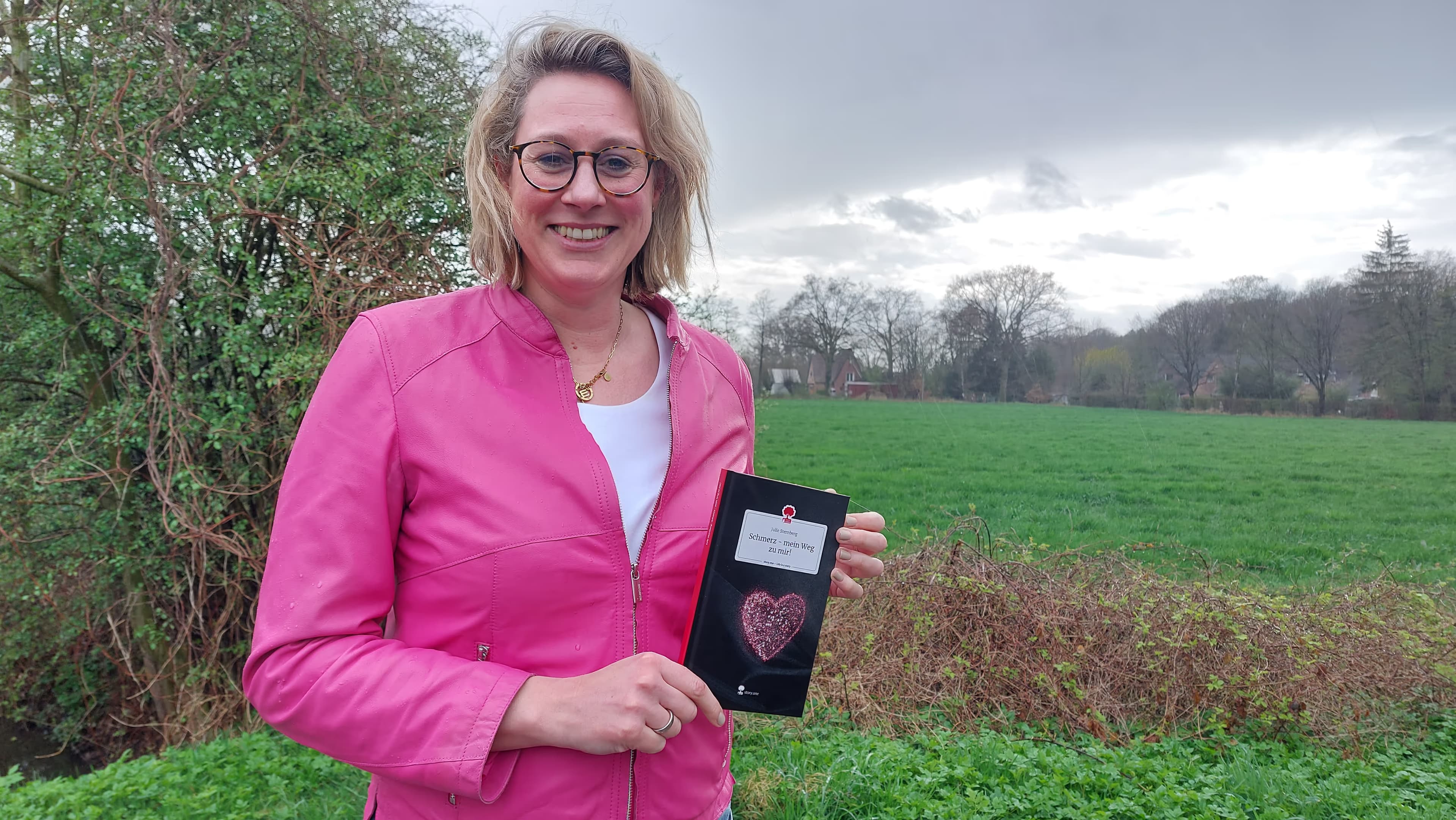 Presseartikel über Julie Sternberg